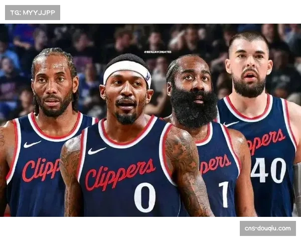 快船四巨头同时在场净胜分一般 球权分配难题亟待解决 快船四巨头同时在场净胜分一般 球权分配难题亟待解决